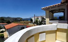 Livas Almyri Seafront Flat